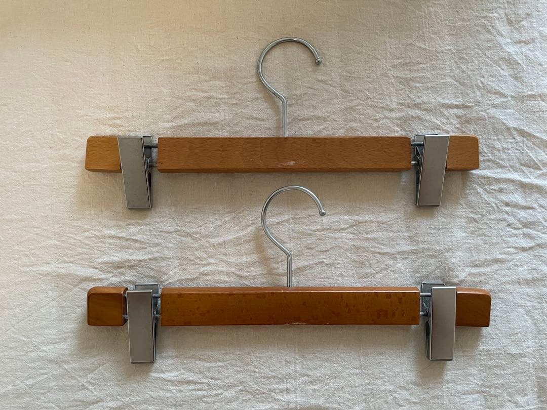 Stussy ロゴ入り木製ハンガー 4本セット