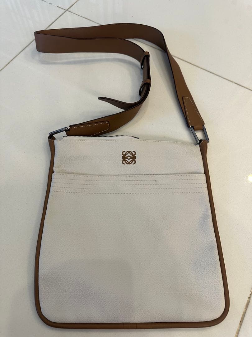 レア品！ ロエベ　レザー　ショルダー　バッグ