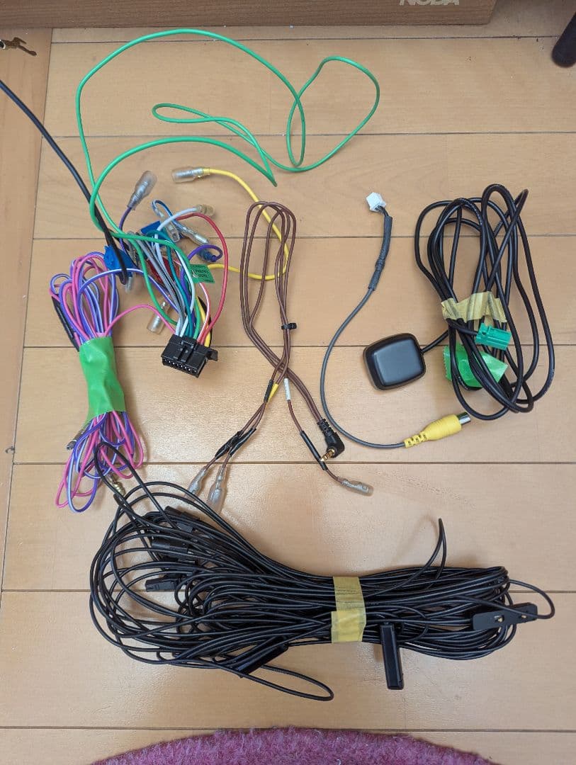 Pioneer カロッツェリア 8インチ　AVIC-RL912 ナビ