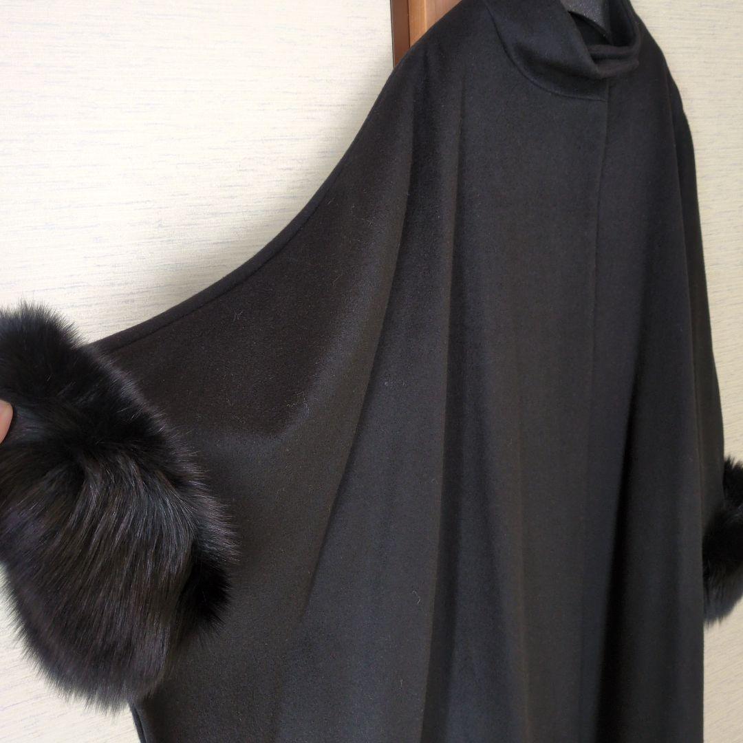 Grand Table ファー付きケープコート　ブラック