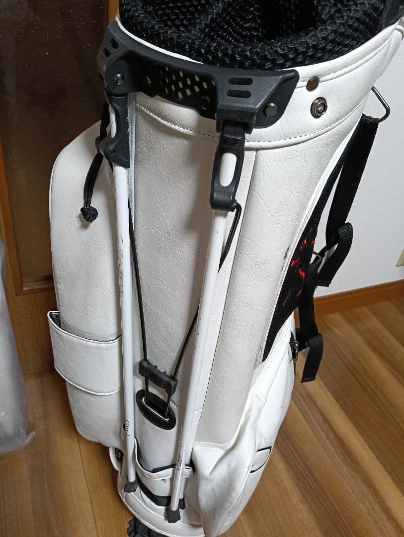 Piretti●ゴルフ・スタンドキャディバッグ●ホワイト●USED●ピレッティ