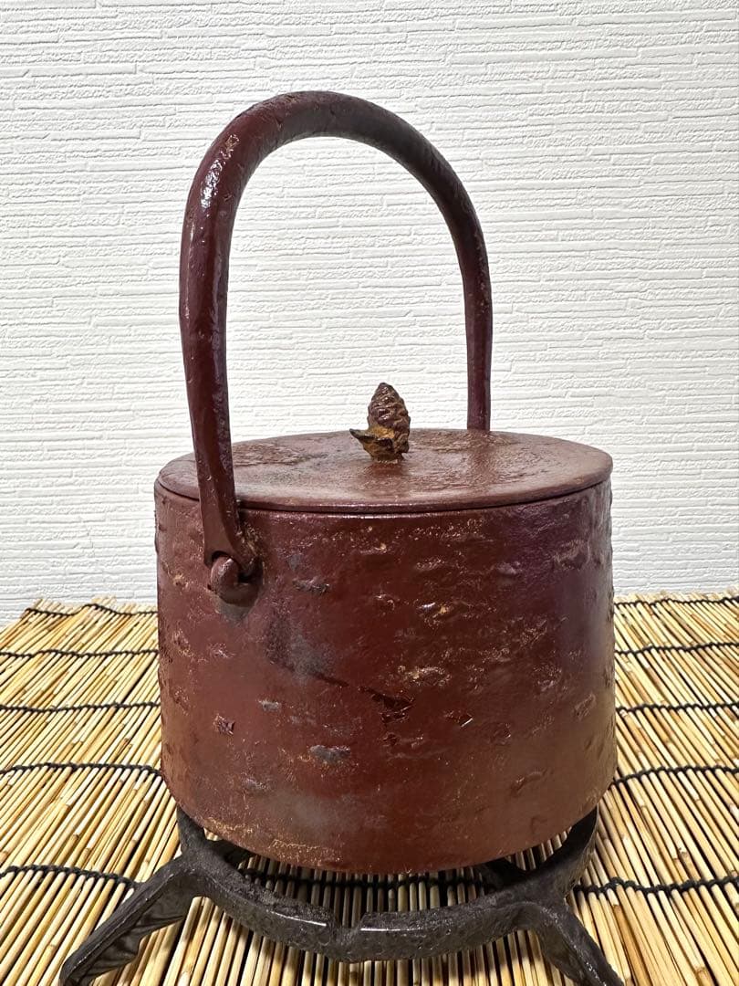 未使用、保管品　南部盛栄堂ＯＩＧＥＮ造　桜皮寸胴１０型　南部鉄瓶　南部鉄器