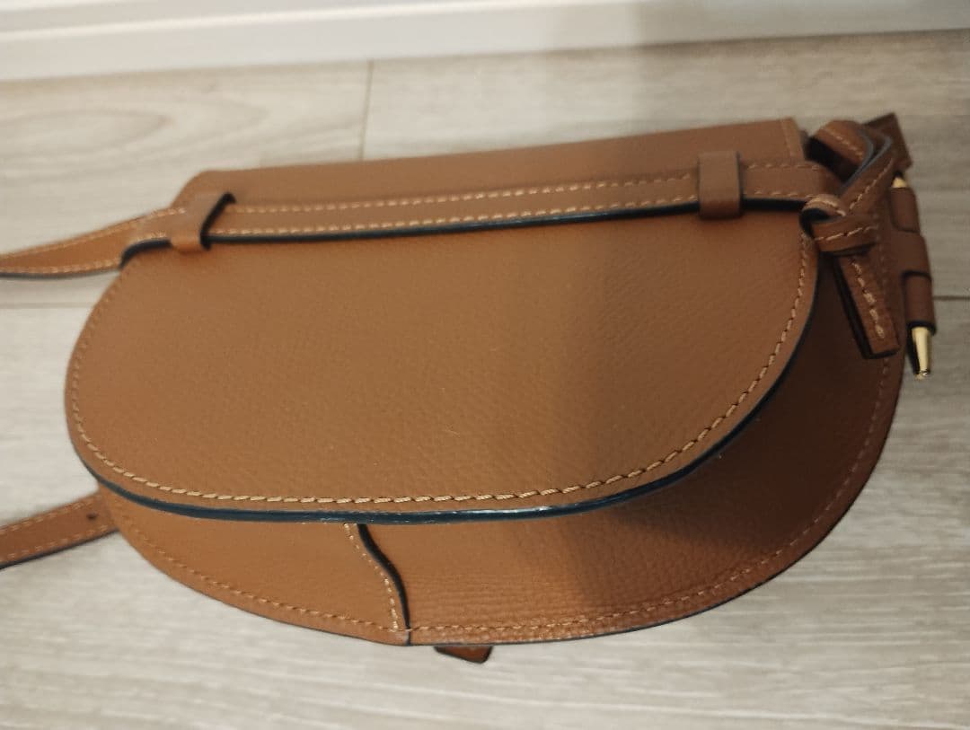 【LOEWE】ロエベ ゲート ミニ ショルダーバッグ カーフスキン タン