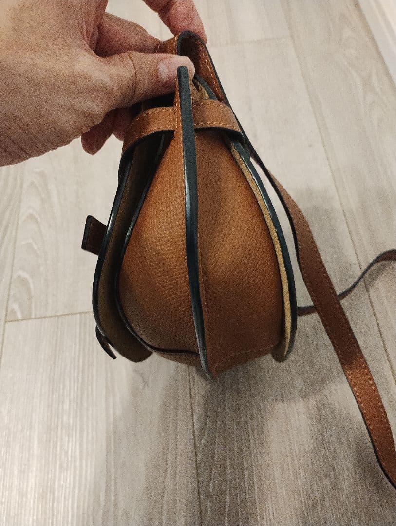 【LOEWE】ロエベ ゲート ミニ ショルダーバッグ カーフスキン タン