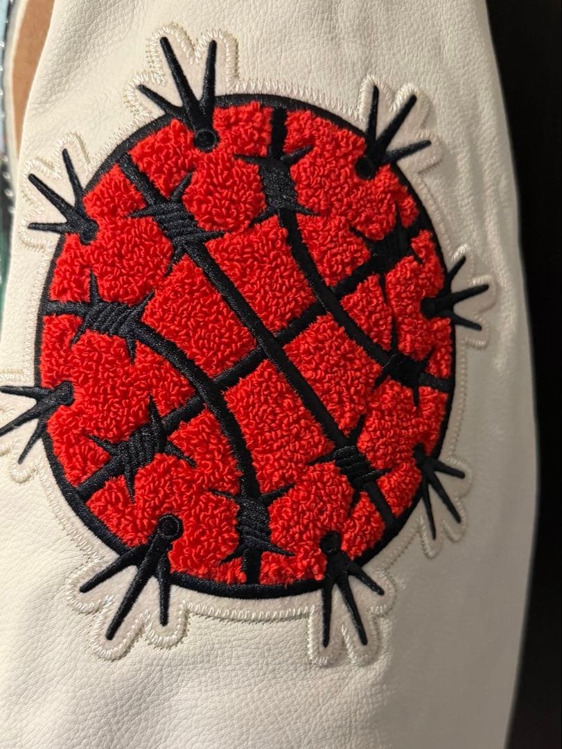 海外限定Travis Scott x Jordan Varsity Jacket