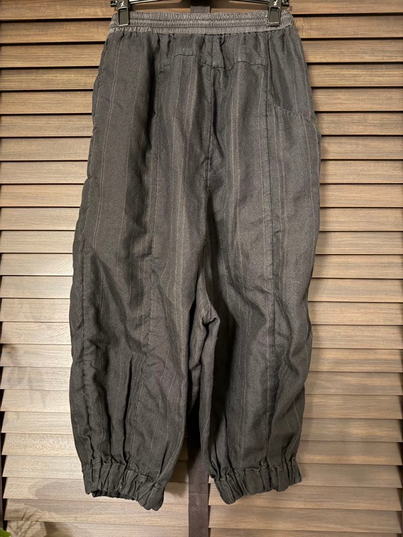 DEVOA デヴォア ラミー ストライプ クロップド サルエル パンツ