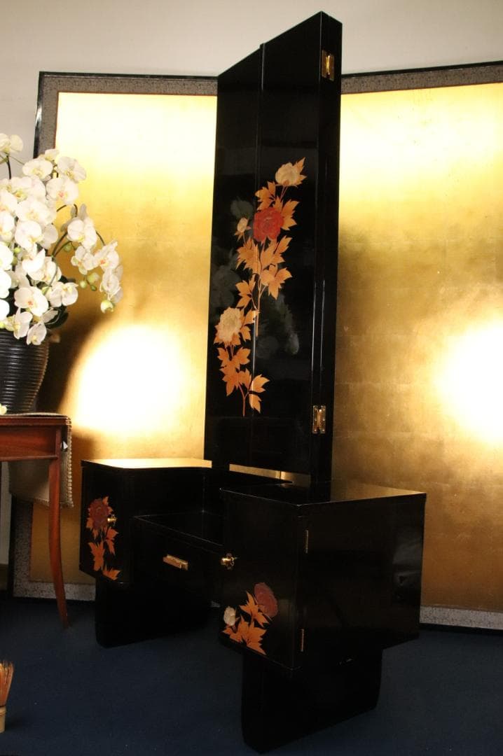 枝垂れ桜、高級輪島塗　黒漆塗り　芍薬蒔絵　台　ドレッサ　三面鏡 BE740