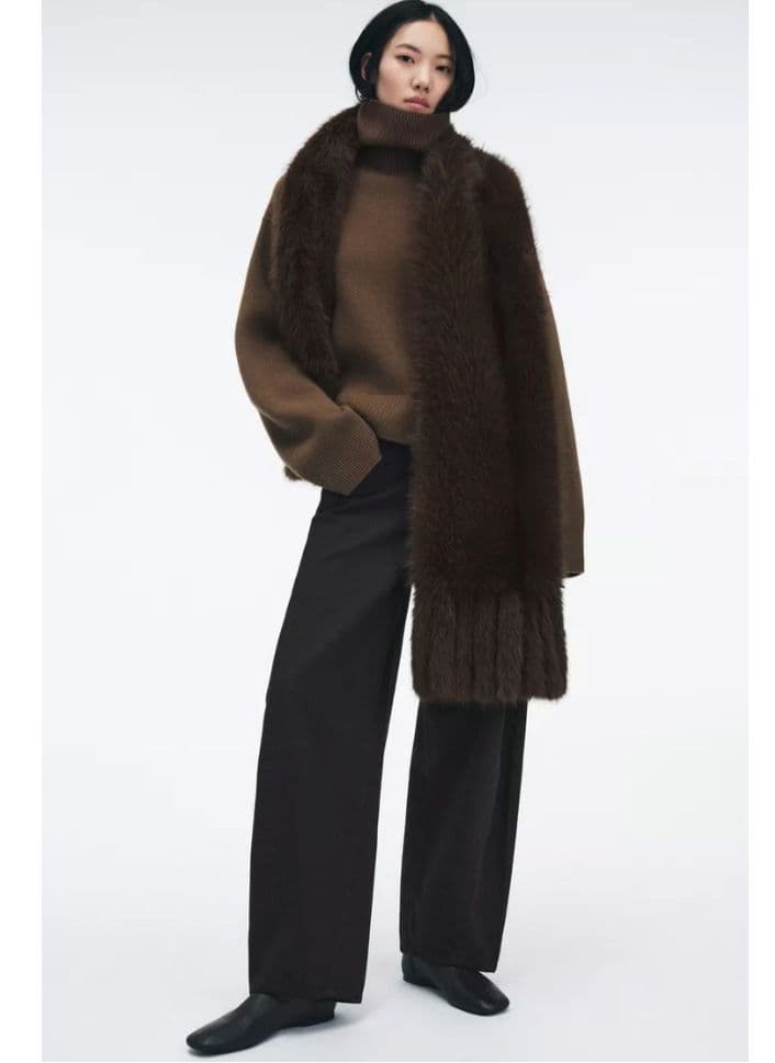 完売品 フリンジ付きフェイクファーマフラー ストール ブラウン 新作