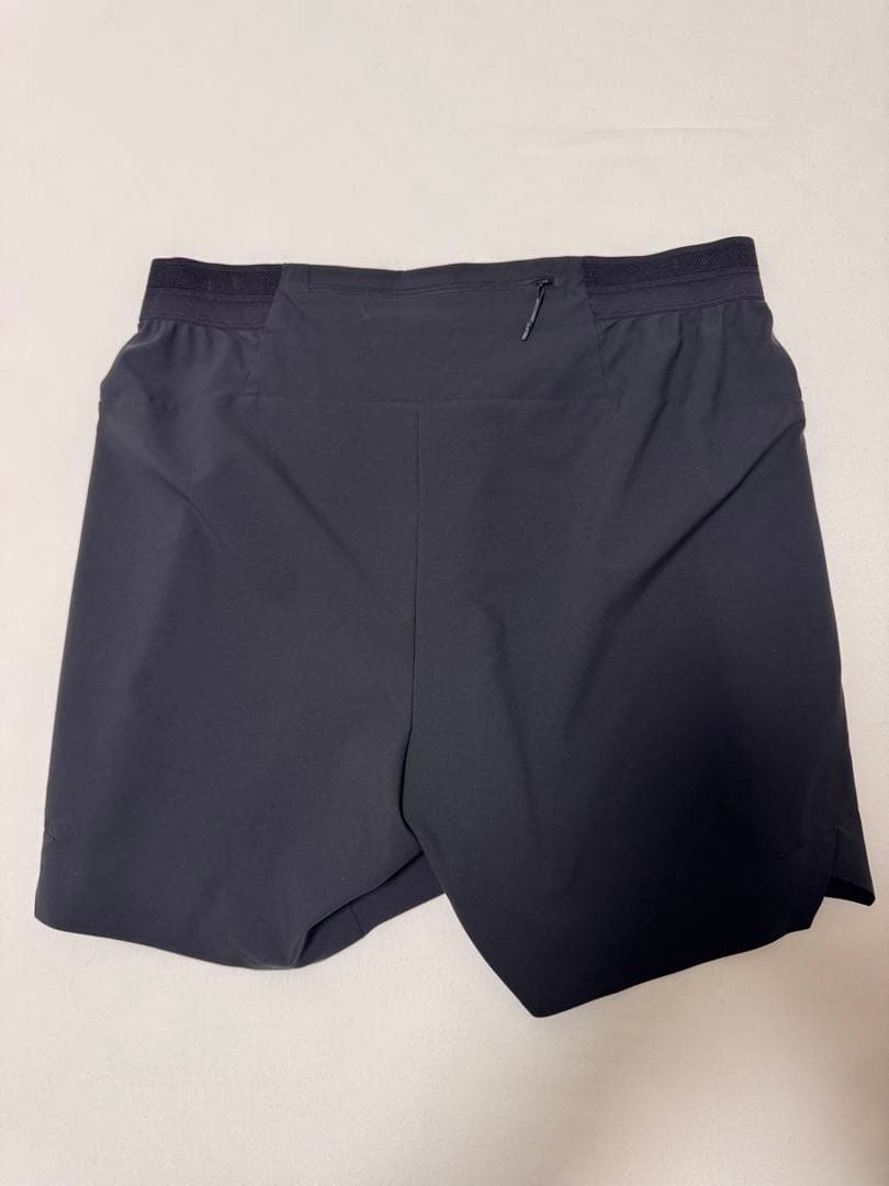 m*o様 アークテリクス　ノーバンショーツ5インチ