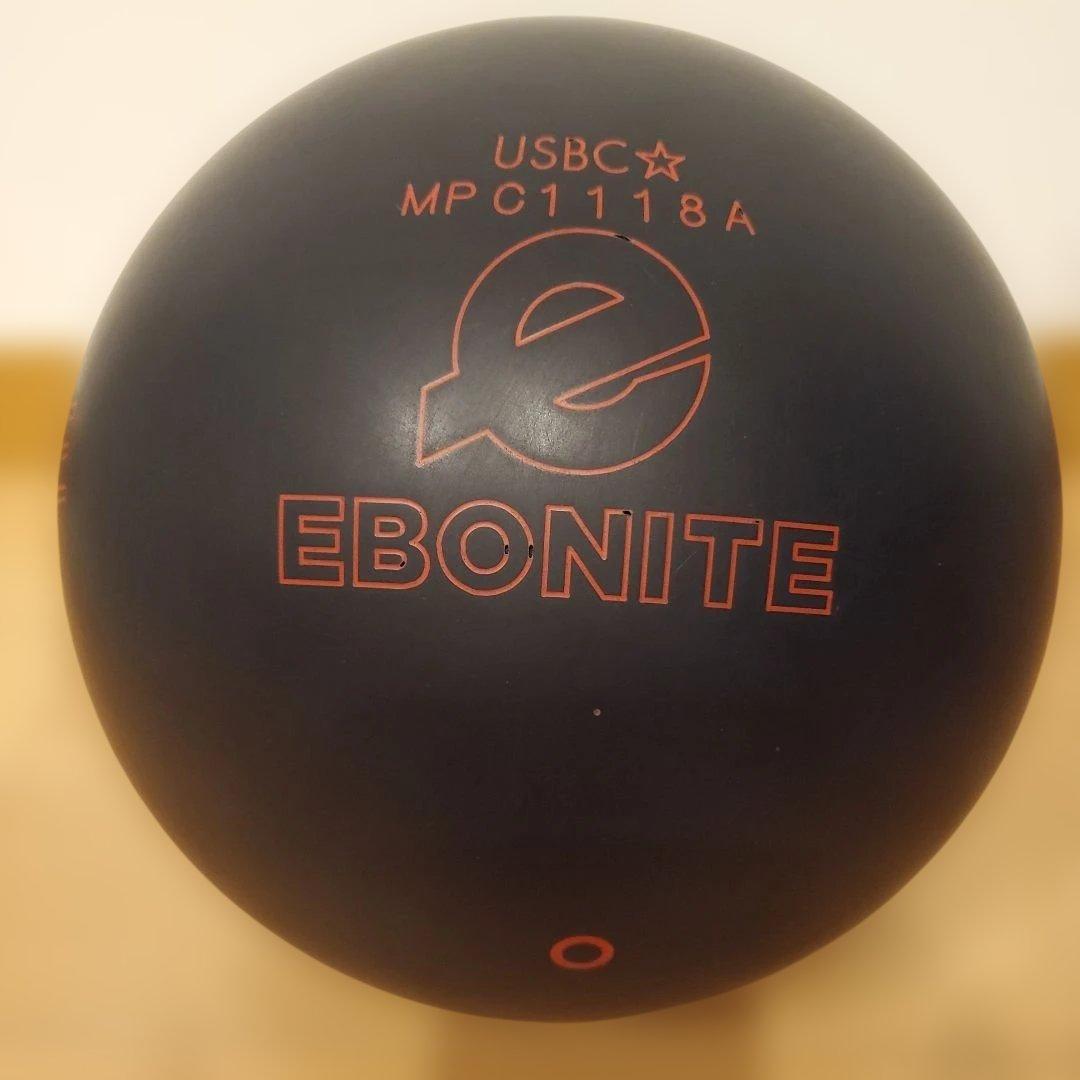 THE ONE BLACK URETHANE ボウリングボール15ポンド