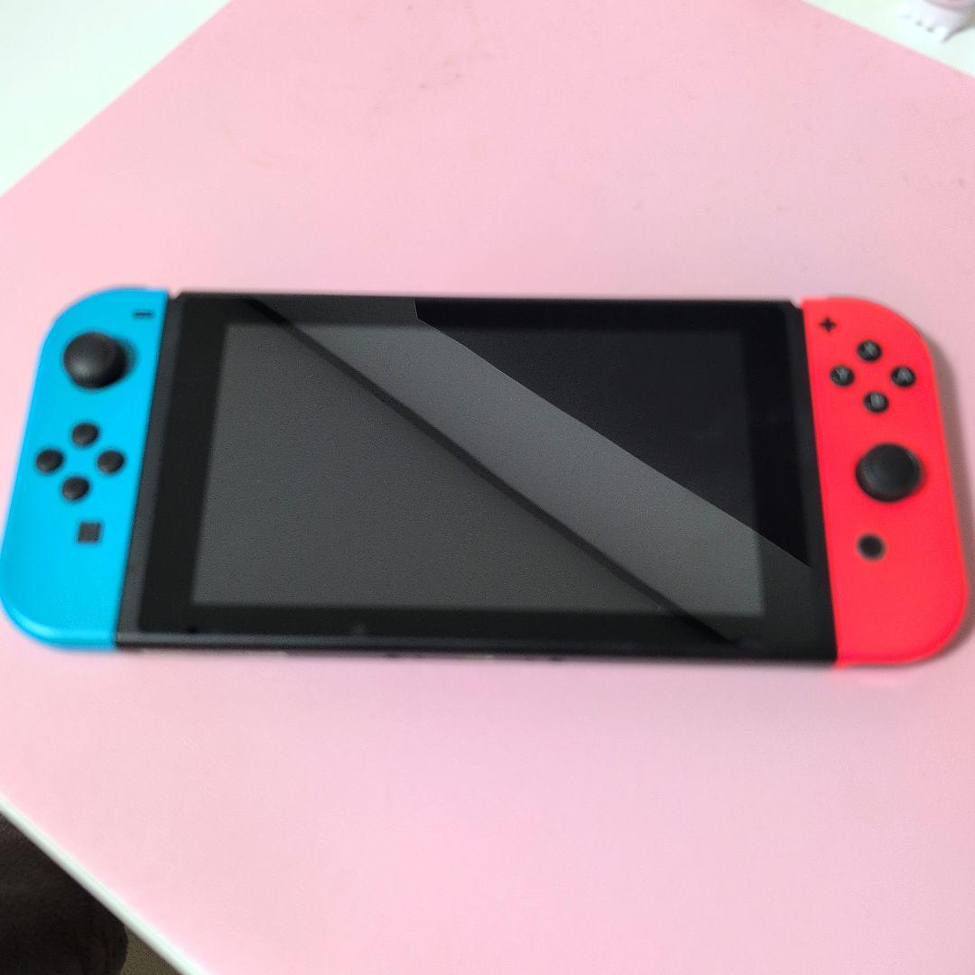 Nintendo　Switch　本体のみ　ニンテンドースイッチ