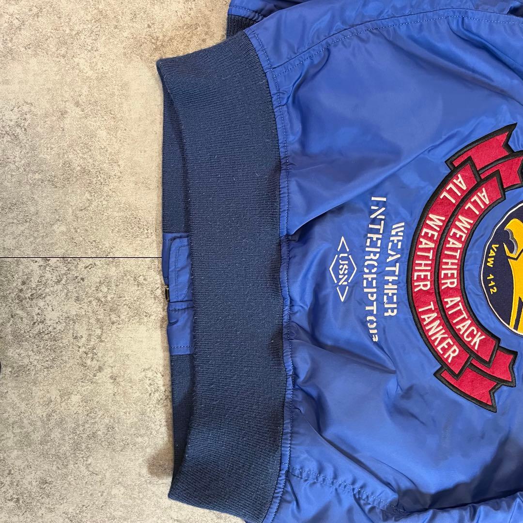 アーチロゴ　L ワッペン　AVIREX MA-1 フライトジャケット ミリタリー