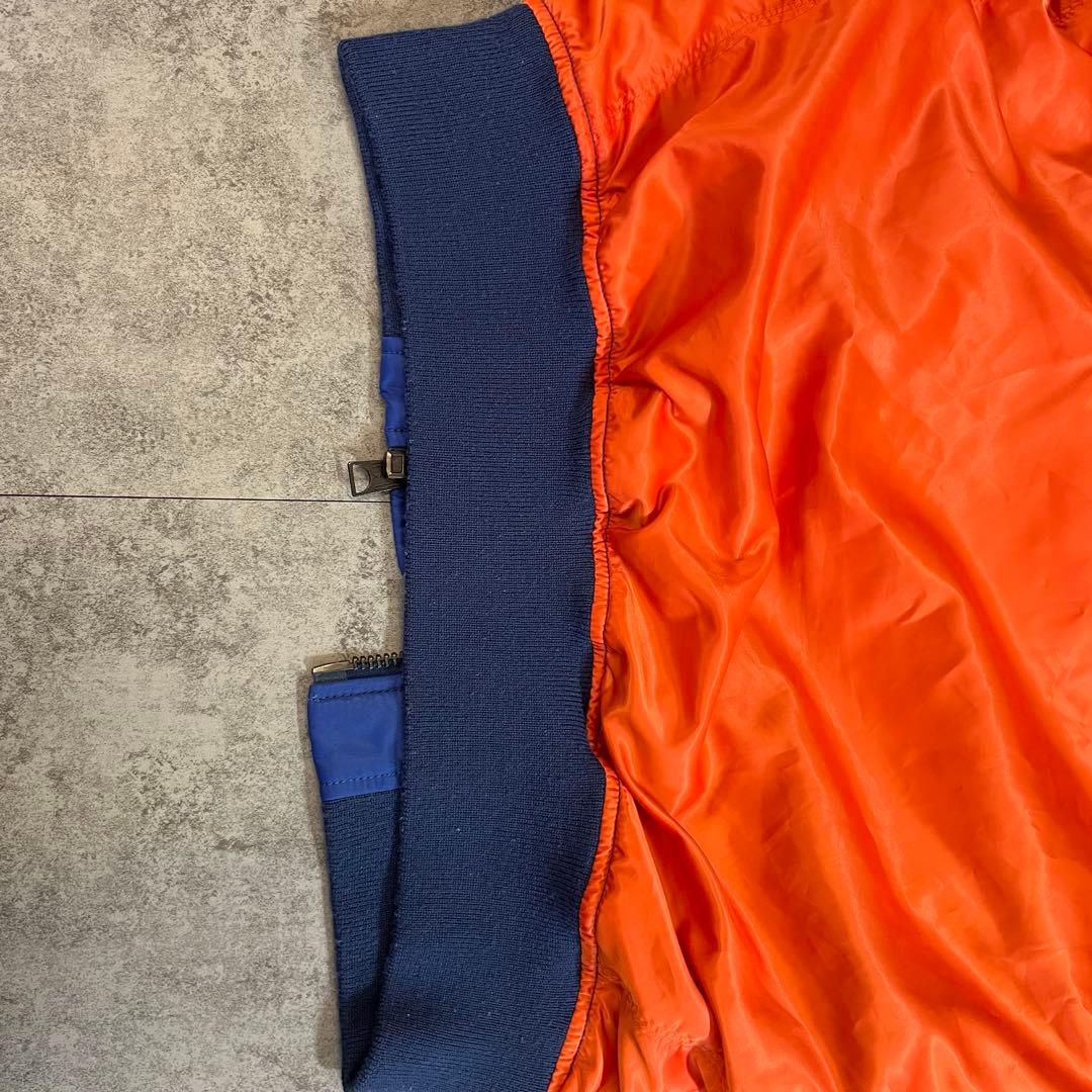 アーチロゴ　L ワッペン　AVIREX MA-1 フライトジャケット ミリタリー