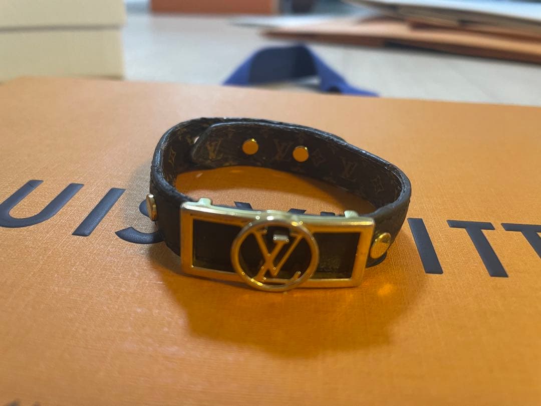 LOUIS VUITTON ルイヴィトン ブレスレット ドーフィーヌさひと