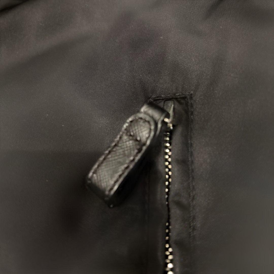 プラダ　ジャンパー