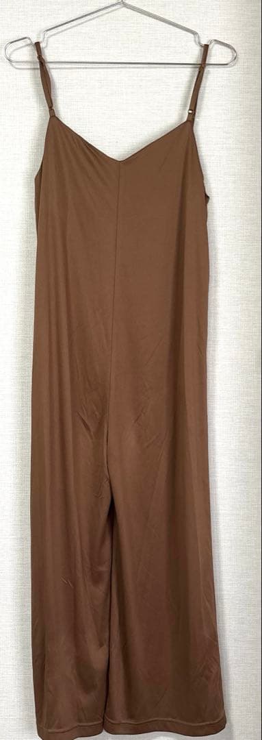 アメリ　ヴィンテージ　CHLOE V NECK ROMPERS