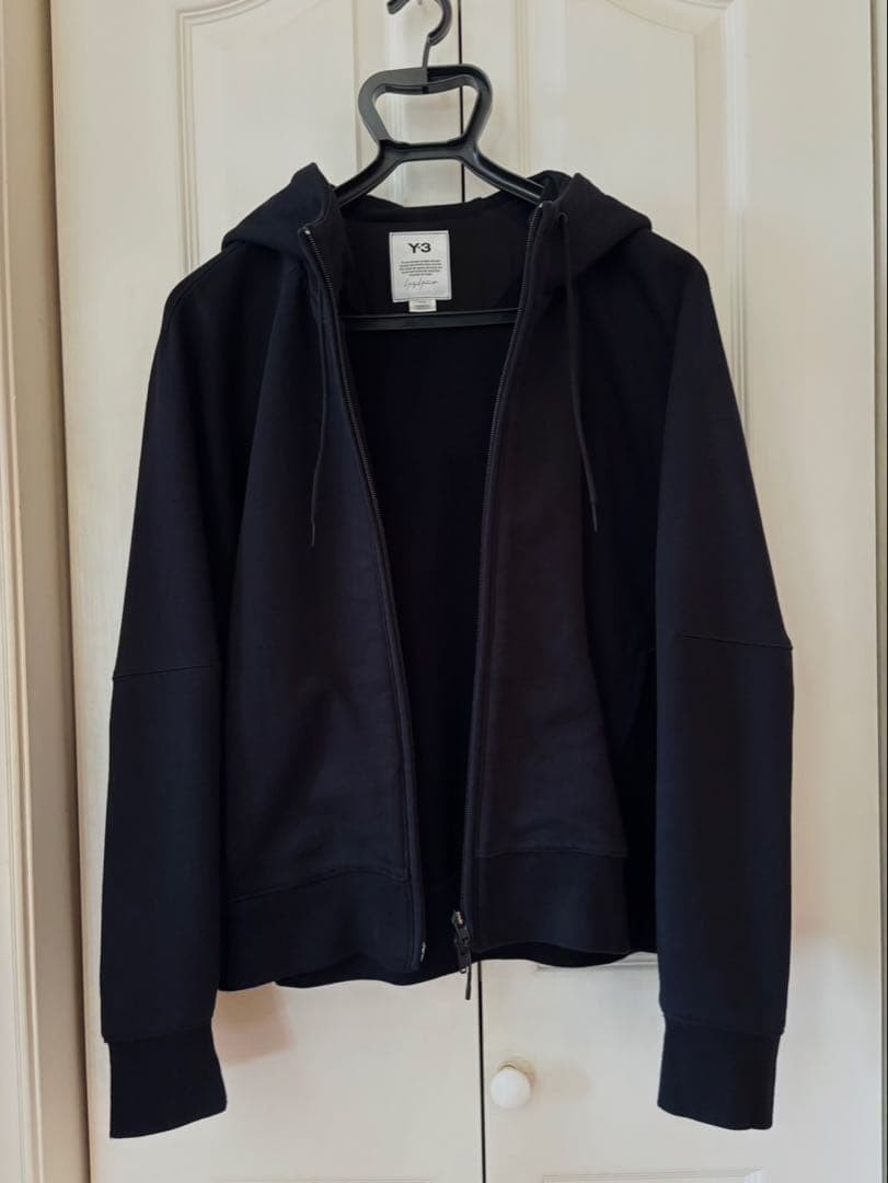 Y-3 ブラック フード付きパーカー【て】