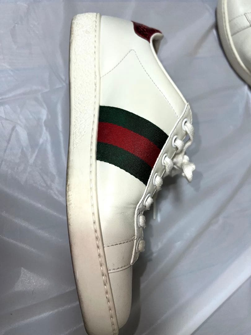 GUCCI グッチ　エンブロイダリー 蜂　スニーカー　レザー　白36