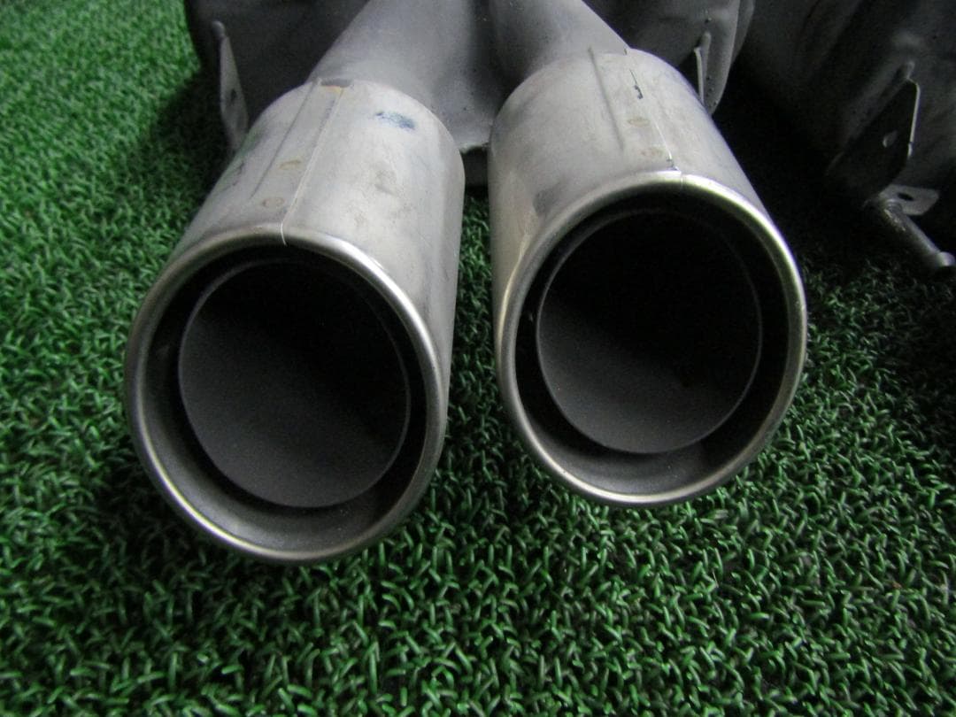 ☆送料込☆良好品☆トヨタ 220系 クラウン RS 純正 リアマフラー 2本出し