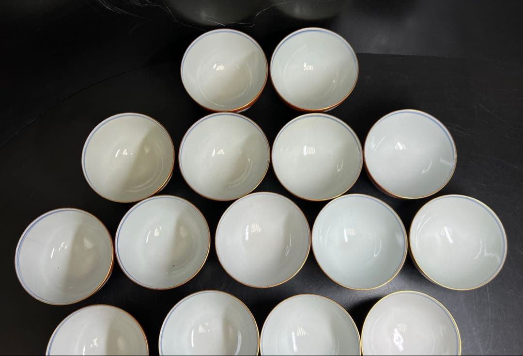 古伊万里　極上手　赤絵人形手煎茶碗　木箱　口径約8.5㎝　東Y8-0206☆2F