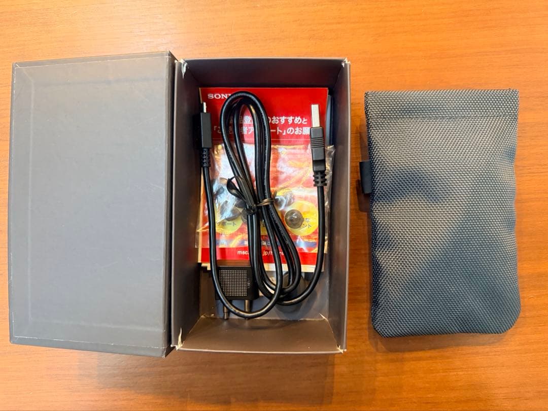 SONY ノイズキャンセリングイヤフォン MDR-EX750NA