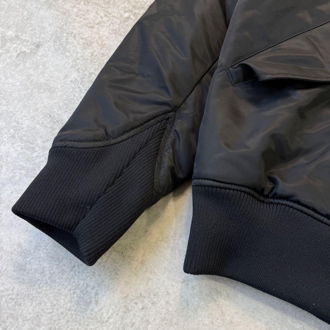 美品■UNIQLO +Jブルゾン【L】MA-1 ハイブリッドダウン ブラック