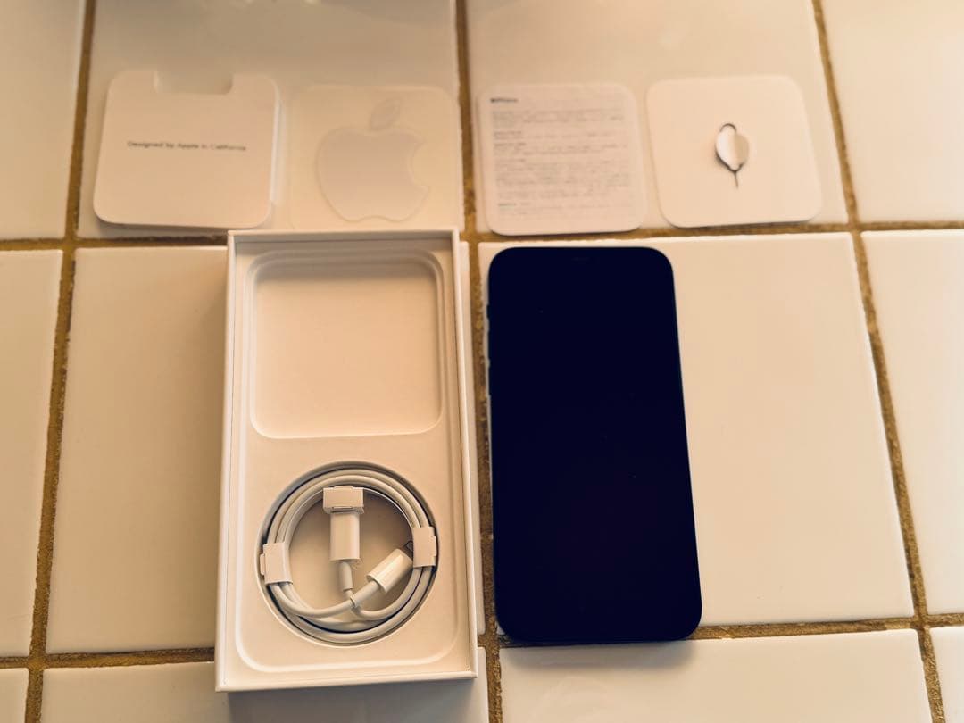 Apple iPhone 12 ネイビーブルー SIMフリー　128GB