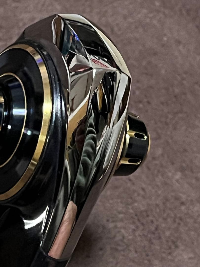 DAIWA 23 SALTIGA 4000-XH 使用数回5回美品