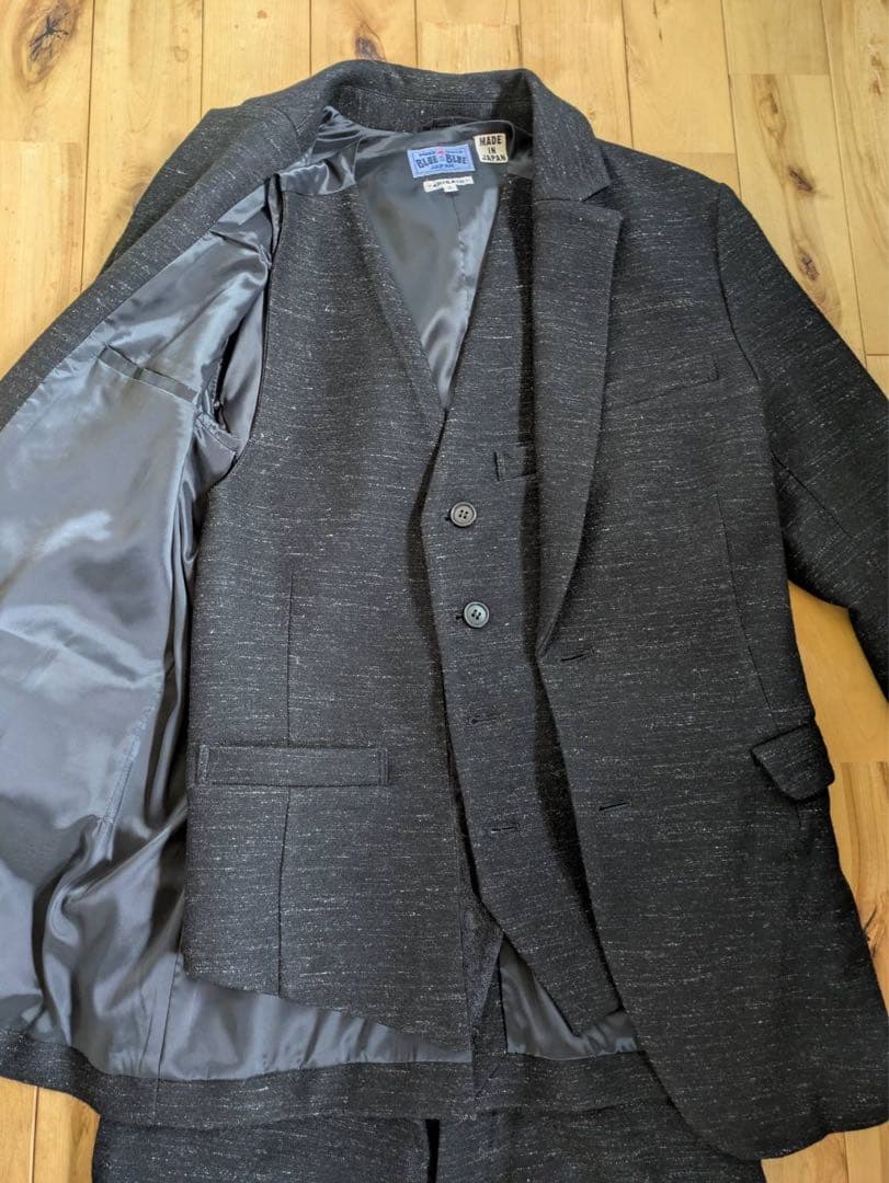 ハリウッドランチマーケットBLUE BLUE スーツ3ピース