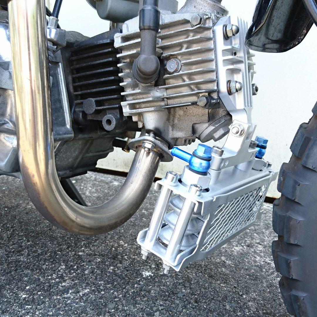 モンキー カブ ホンダ横型 オイルクーラー取付けステー 下側用