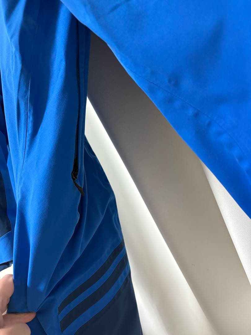 週末値下げ⭐︎ONYONE スキーウエア ジャケット・パンツセット