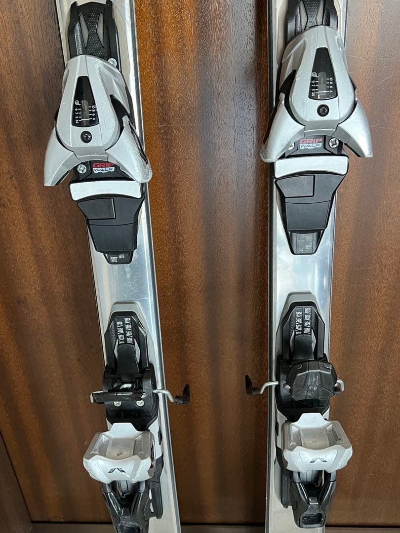 VOLANT レア　スキー板 アルミ　シルバー