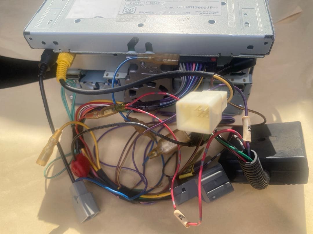 carrozzeria AVIC-RL09 8型ナビ　カロッツェリア 8インチ