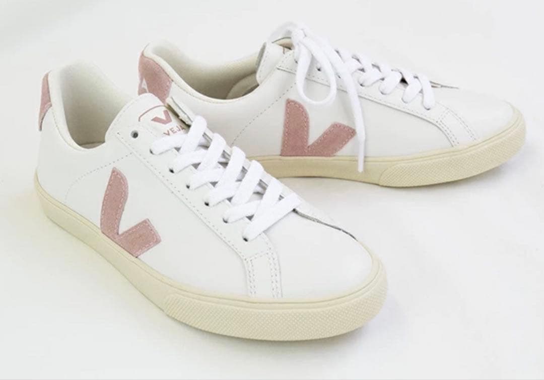 新品 美品VEJA ESPLAR レザー スニーカー新品 38（24cm）箱付き