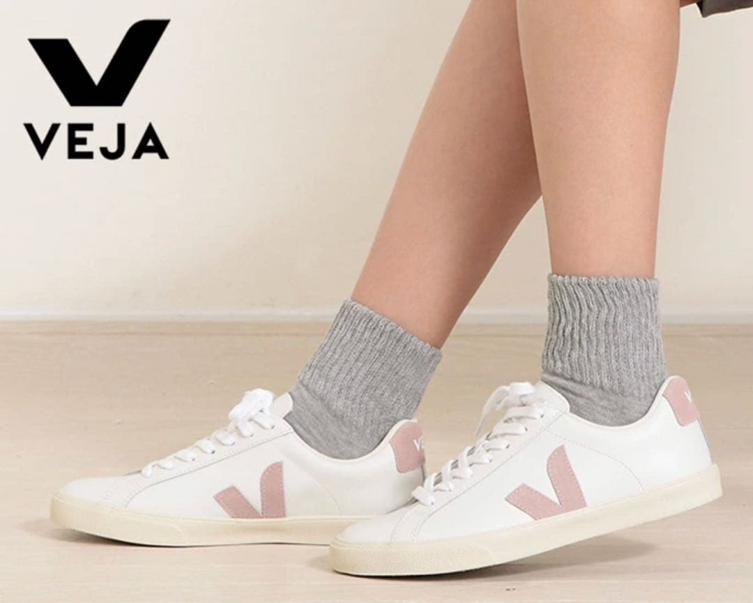 新品 美品VEJA ESPLAR レザー スニーカー新品 38（24cm）箱付き