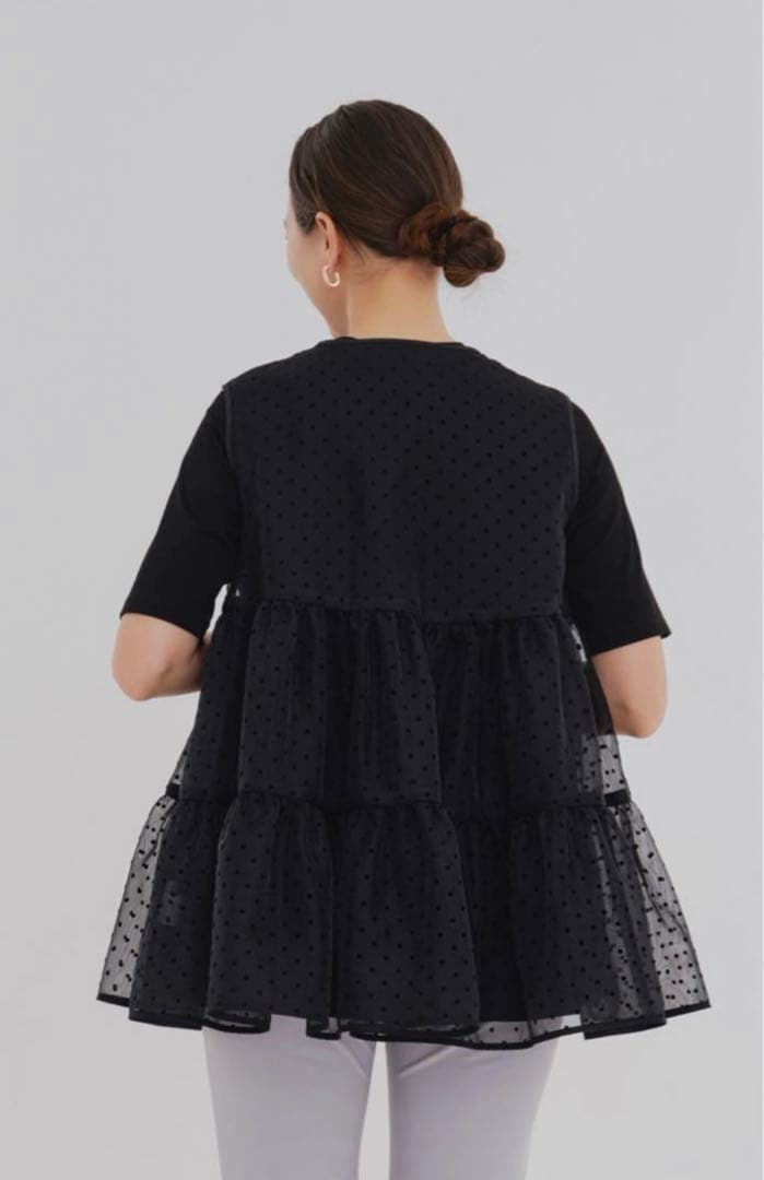 新品未使用タグ付きyori ドットフロッキーティアードジレ　ブラック