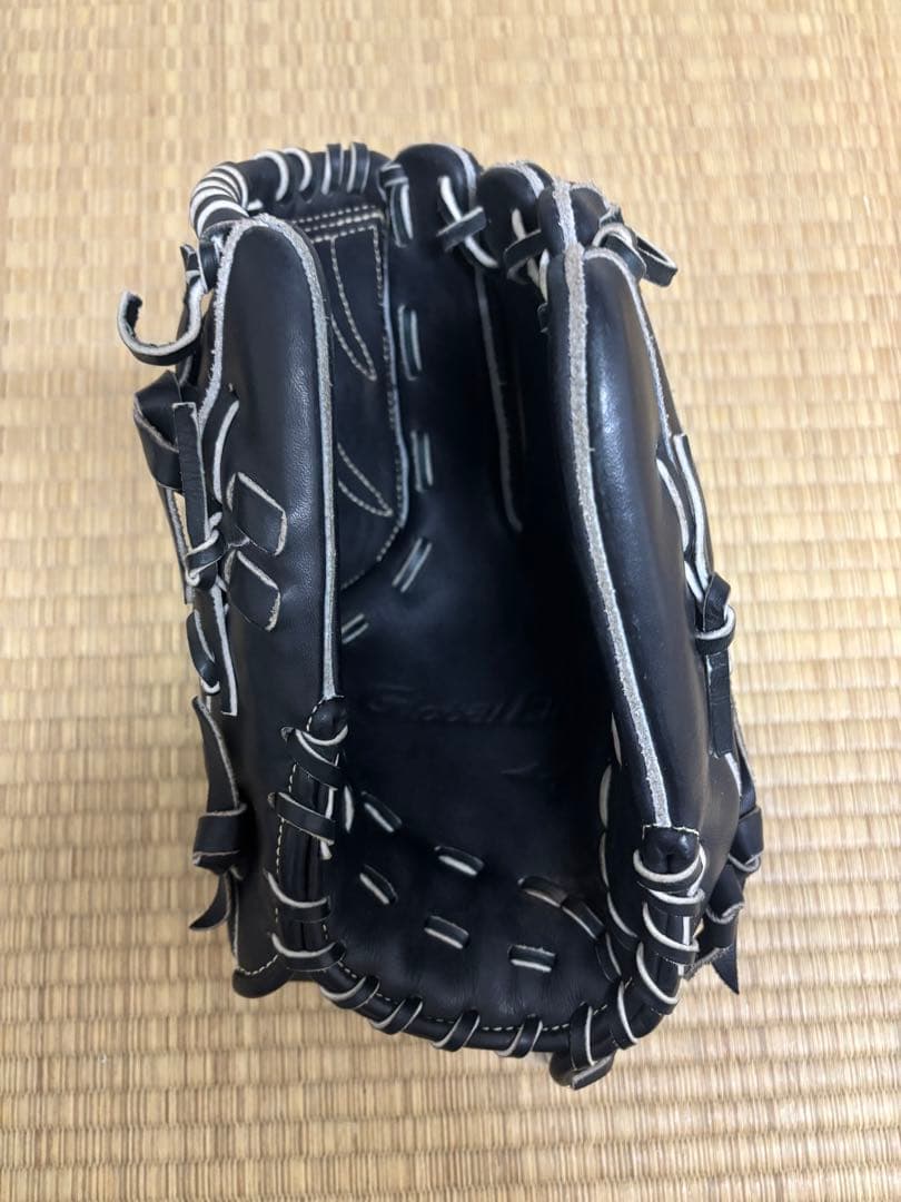 ミズノグローバルエリート グローブ 右投げ投手用 黒