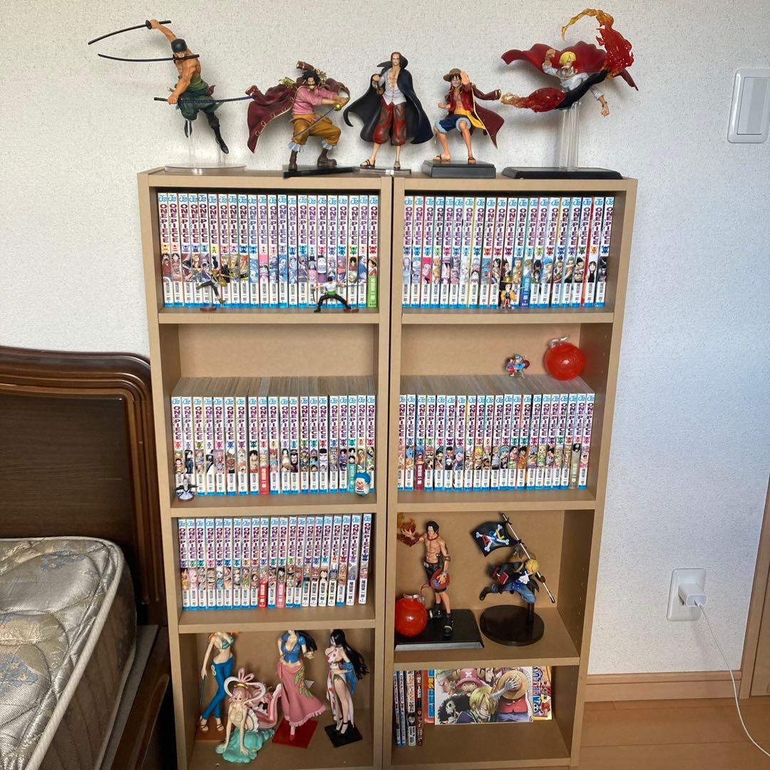 ワンピース漫画全巻フィギュアまとめ売り