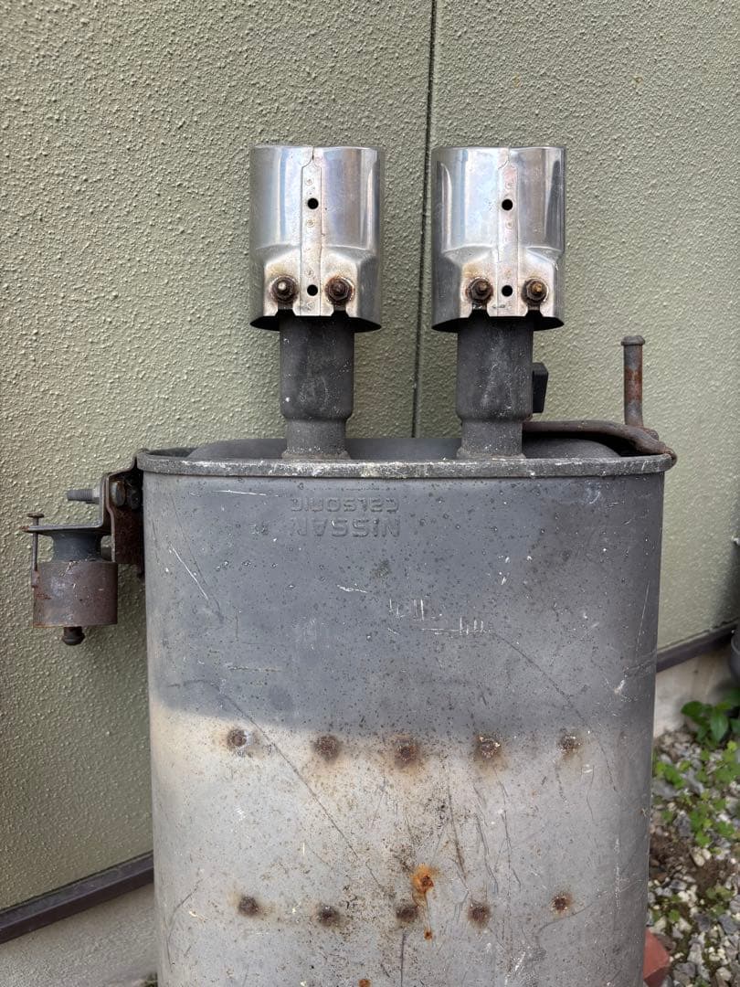 スカイラインER34用純正マフラー