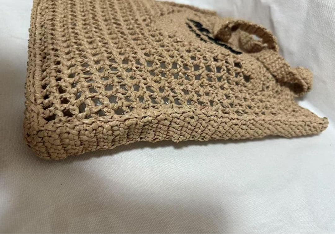 美品正規品 PRADA ラフィアトートバッグ ベージュ　カゴバッグ