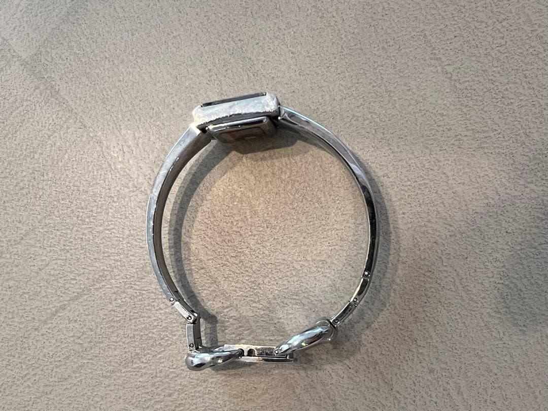 GUCCI クォーツ腕時計 シルバー/ピンク