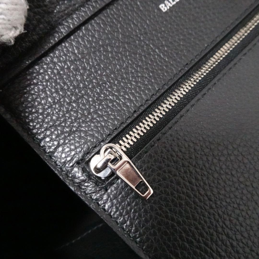 バレンシアガ　エブリデイ　スモール　ノースサウス　ハンドバッグ　トートバッグ