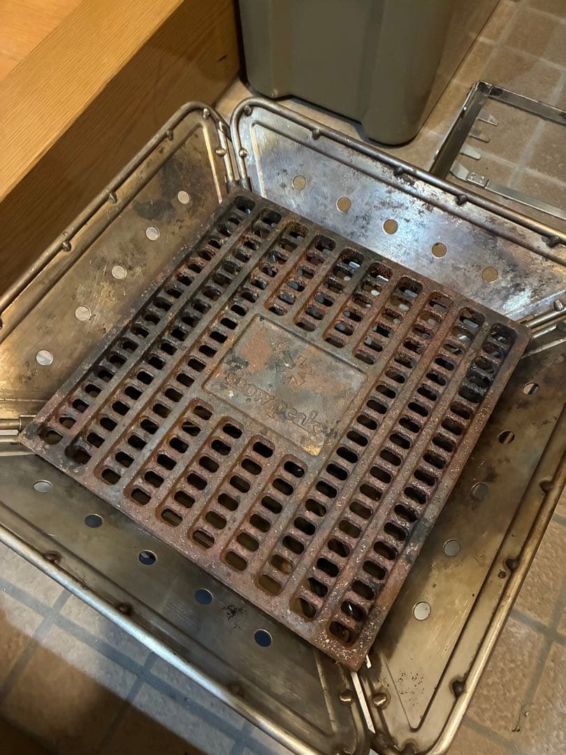 穂*果様  peak 焚き火台 M