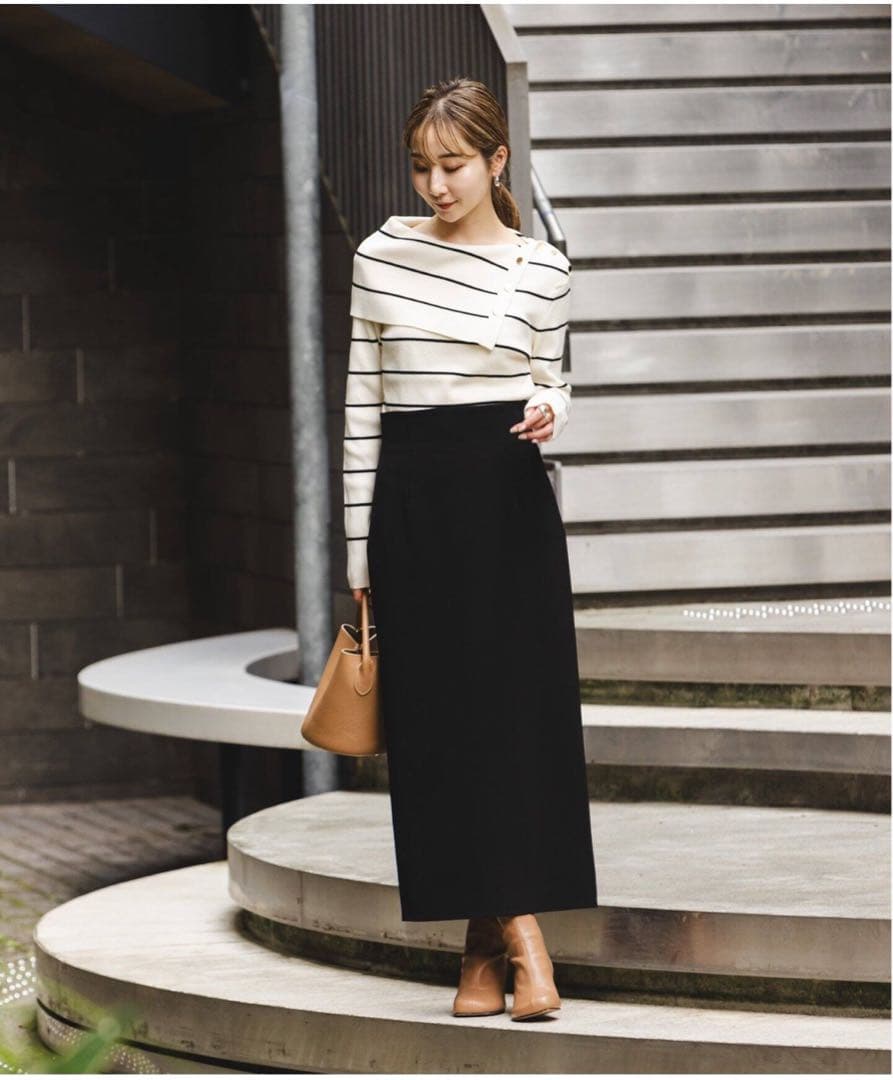 新品 NOBLE ショルダーボタンタイトリブニット