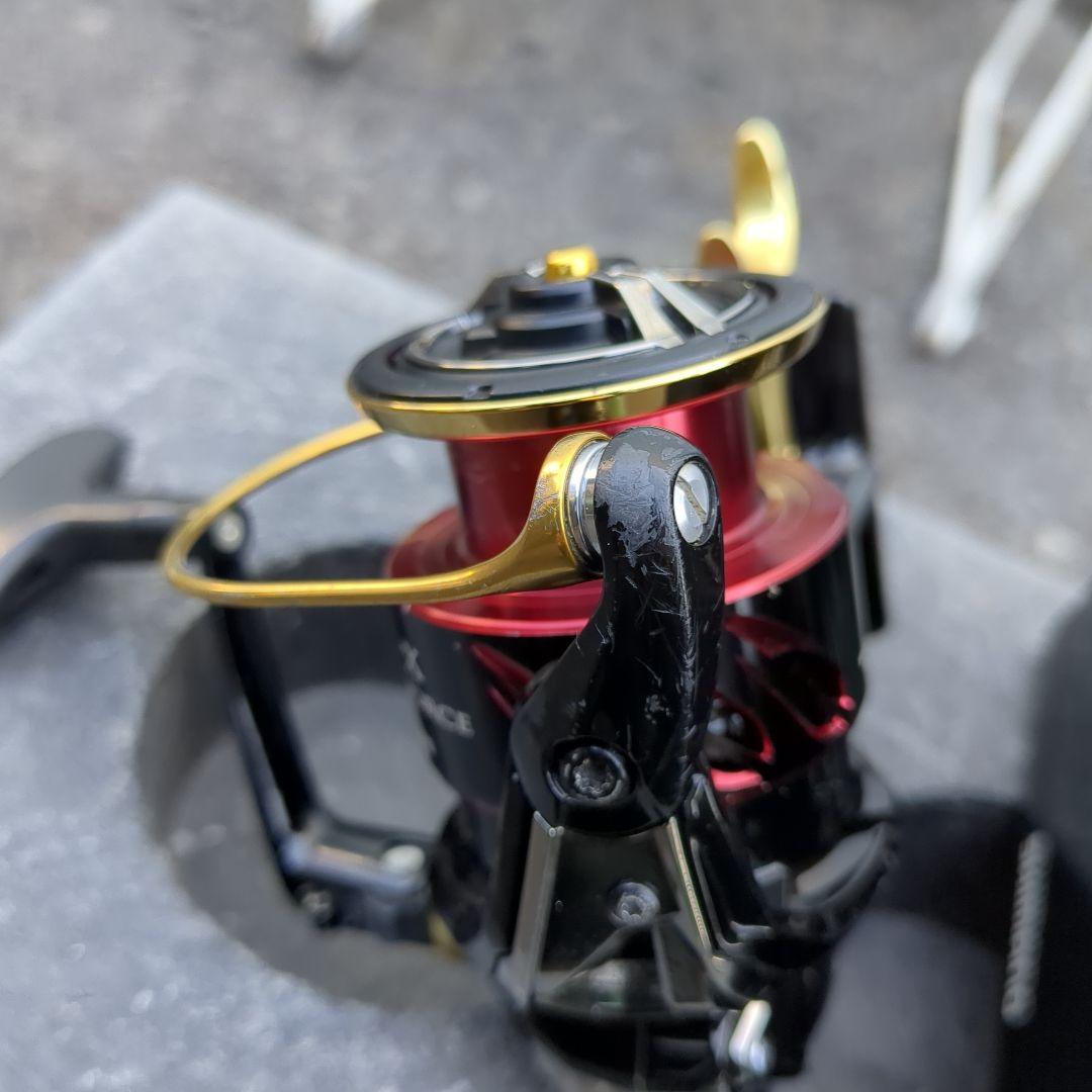 BB-X HYPER FORCE C3000DXXG Sスピニングリール 右巻き