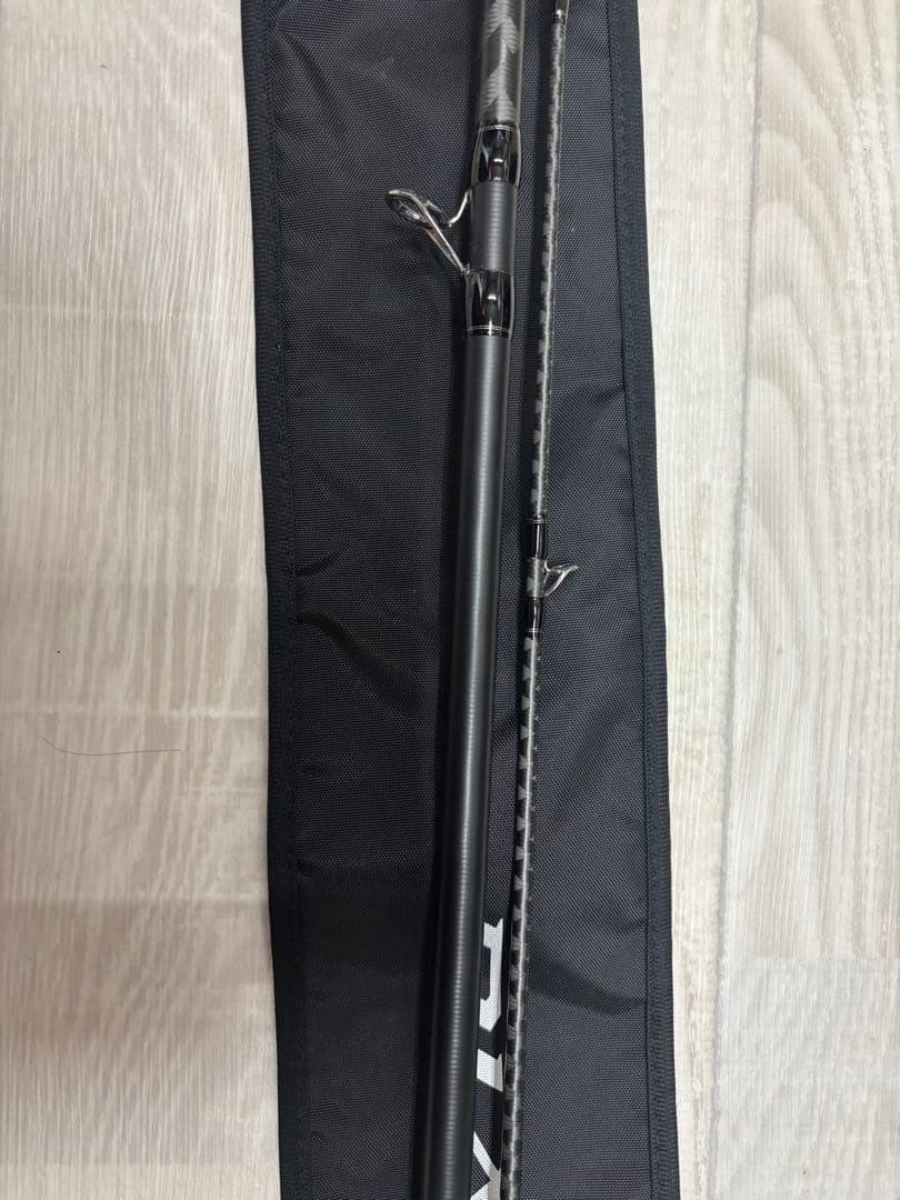 23ディアルーナB80H