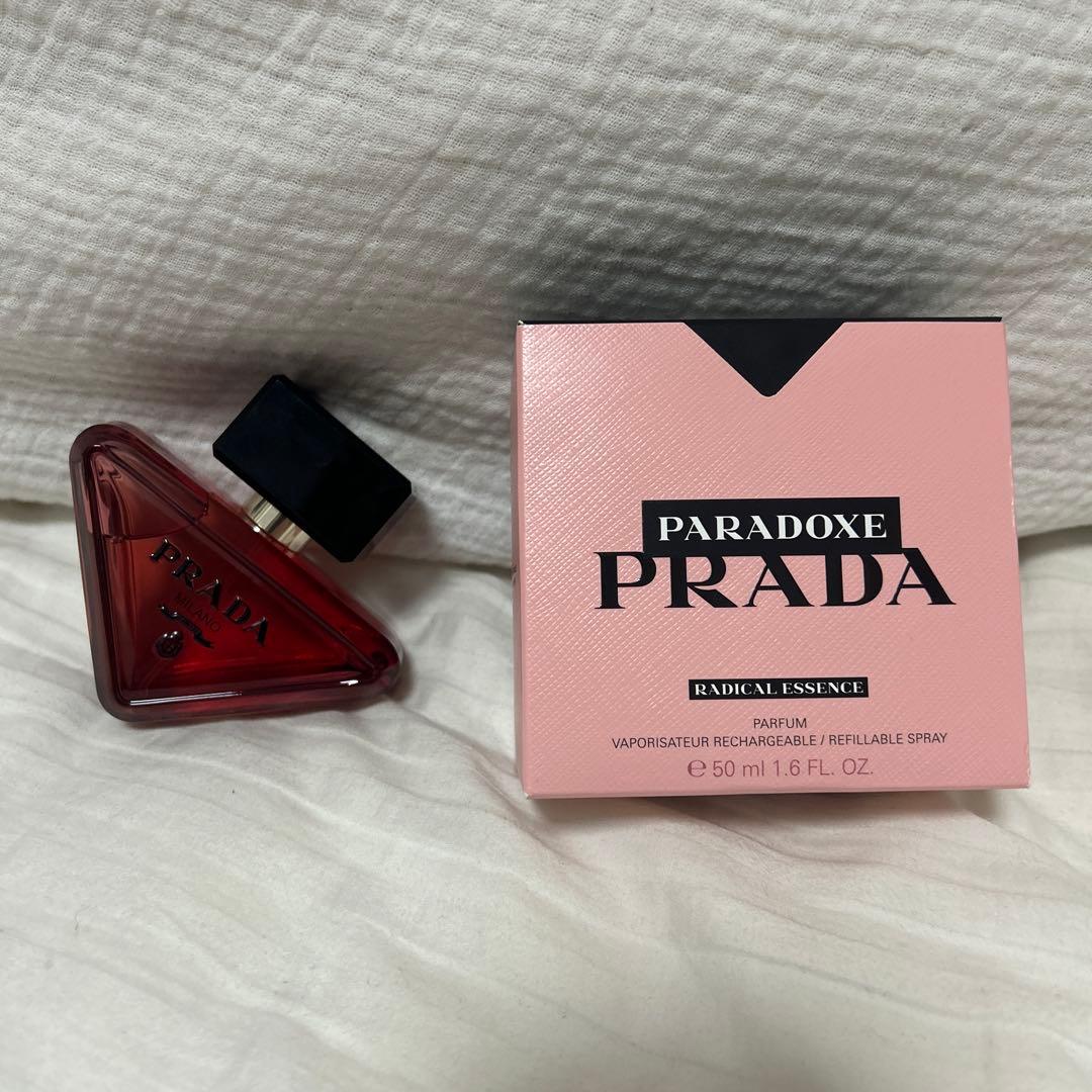PRADA PARADOXE ラディカル　エッセンス　パルファム
