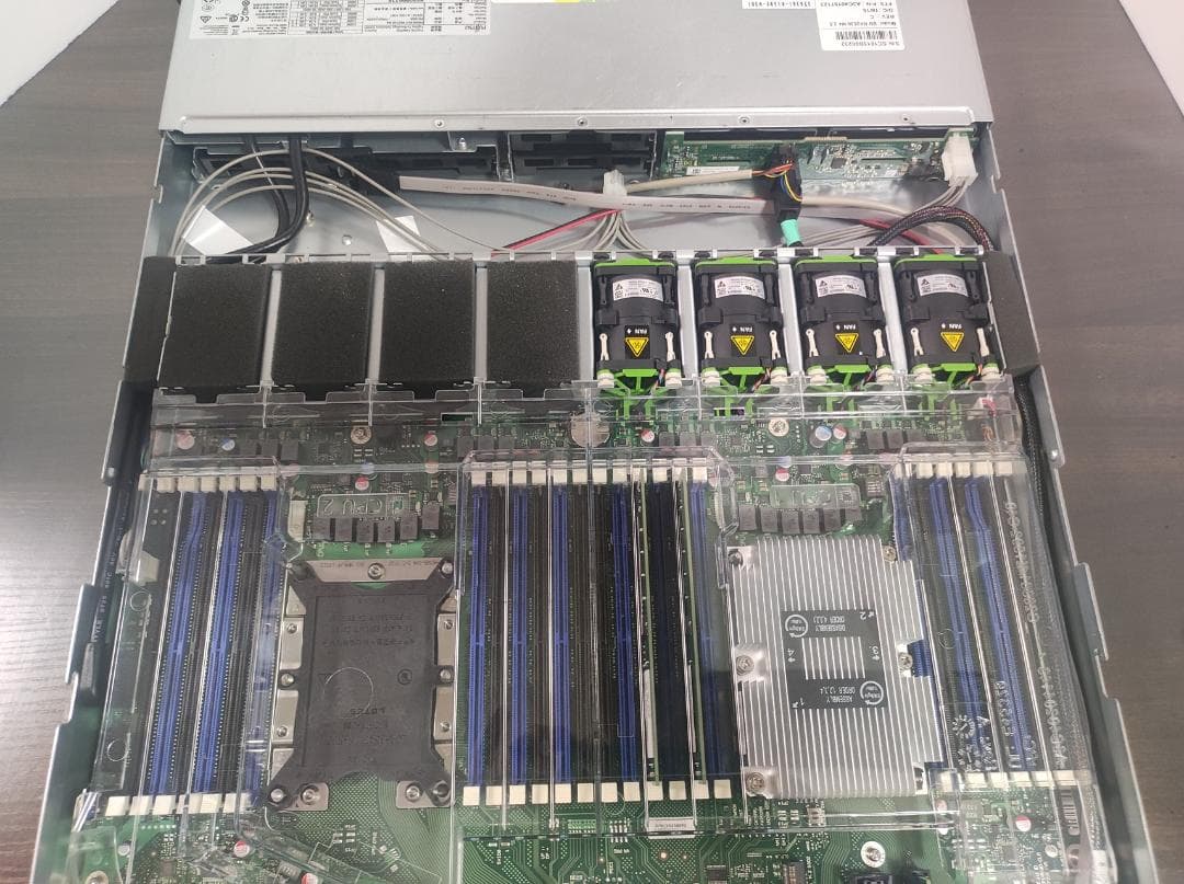 富士通 PRIMERGY RX2530 M4