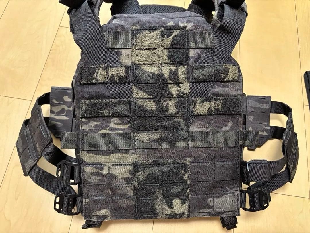 実物　agilite K-ZEROプレートキャリア