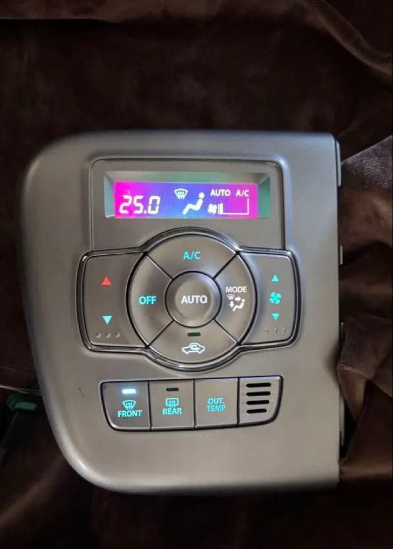 DA17Wエブリイ　限定一点　液晶反転レインボー　エアコンスイッチパネル